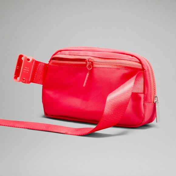 Last One! Pale Raspberry Hot Pink Lululemon Everywhere Belt Bag Extended Strap - Picture 3 of 16